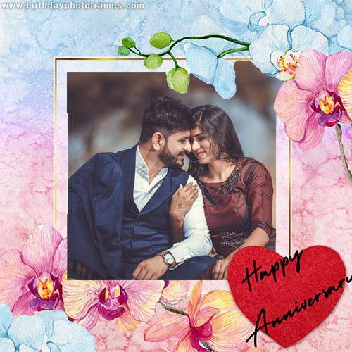 Wishing a Happy anniversary card and photo frame with couple photo